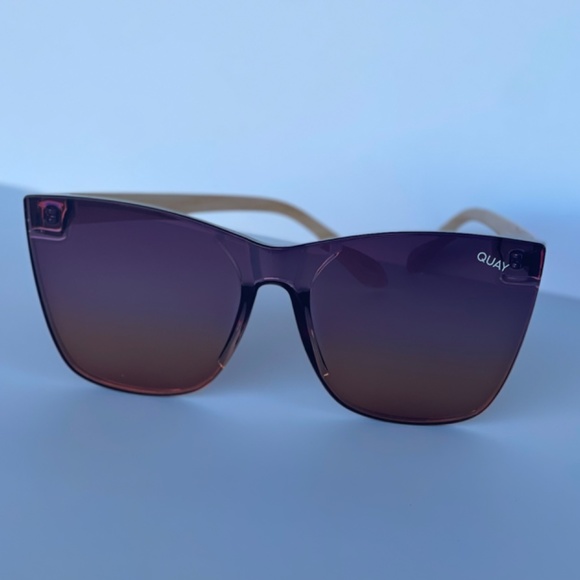 QUAY- COME THRU Sunglasses main image 4